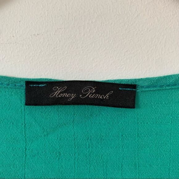 Honey Punch Green Bell Sleeve Embroidered Blouse - Picture 4 of 6